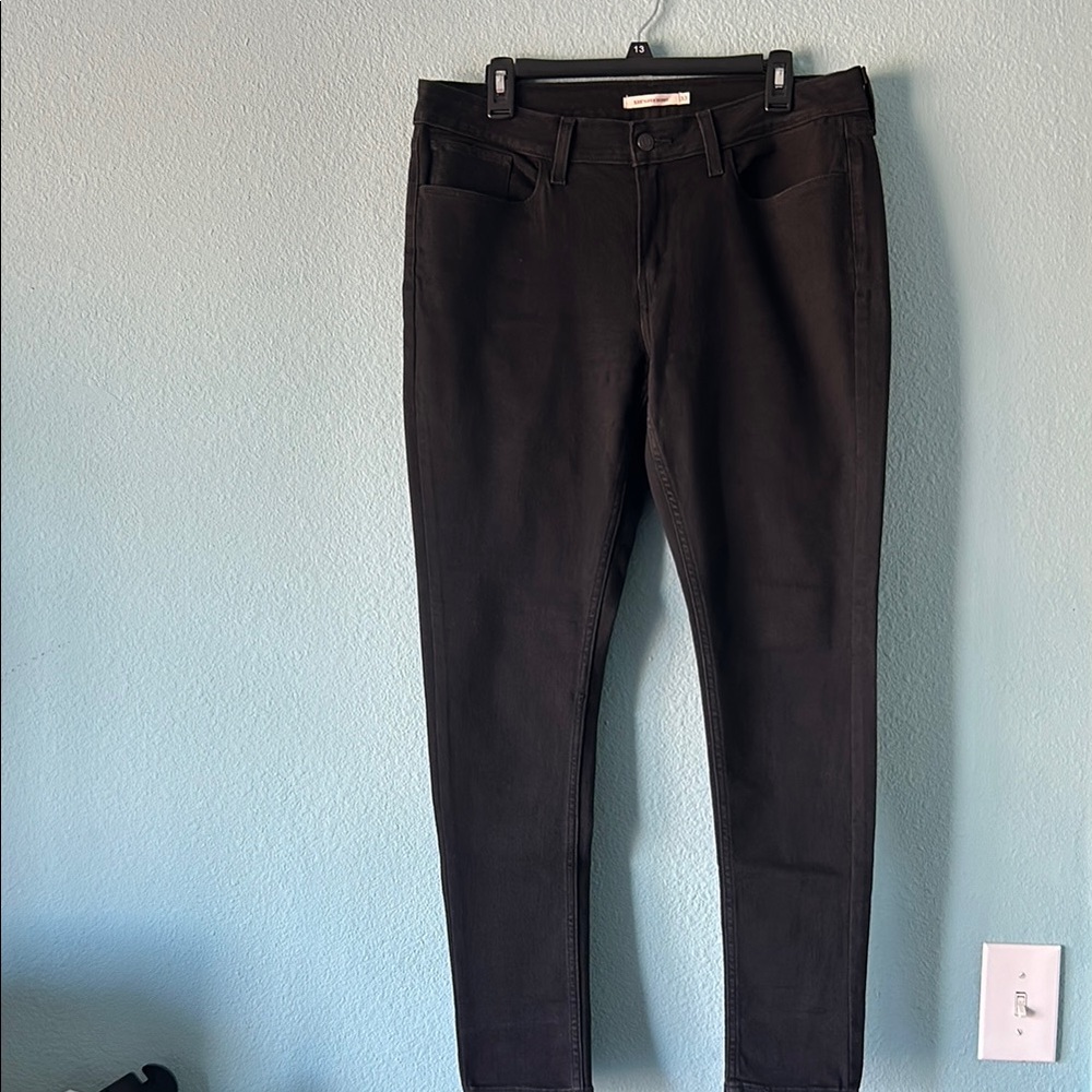Levi’s 535 Super Skinny Black Jeans Size 33